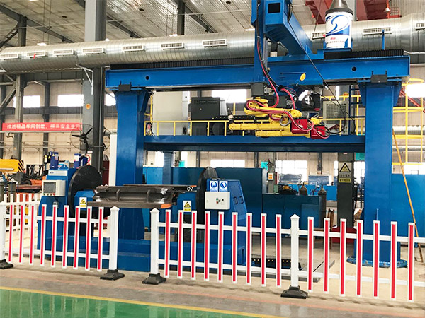 大型龍門(mén)雙機(jī)器人吊裝軌道工作站案例！